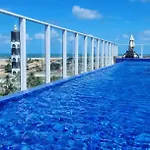Apartamento De 2 Quartos Com Vista Mar